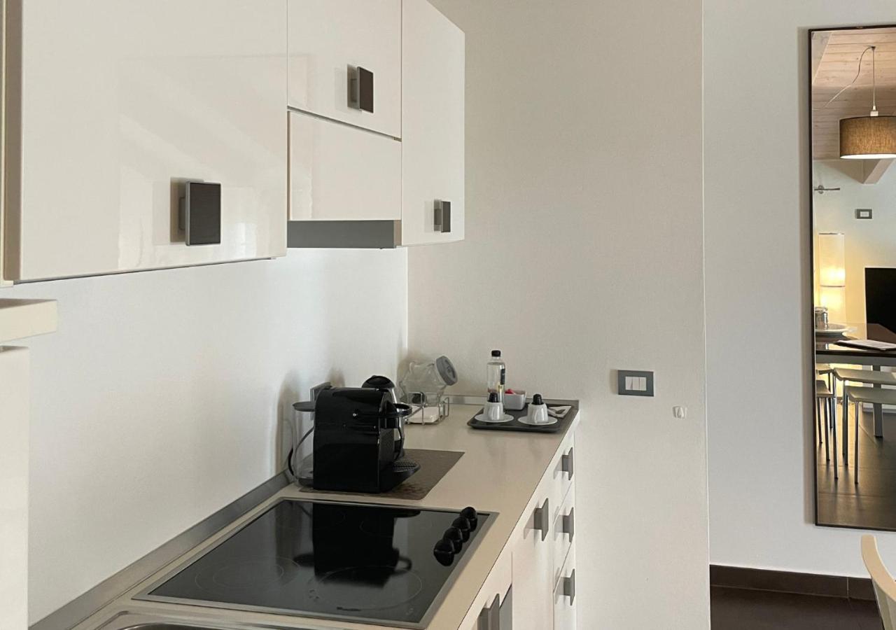 Residence Del Lago Десенцано дел Гарда Екстериор снимка