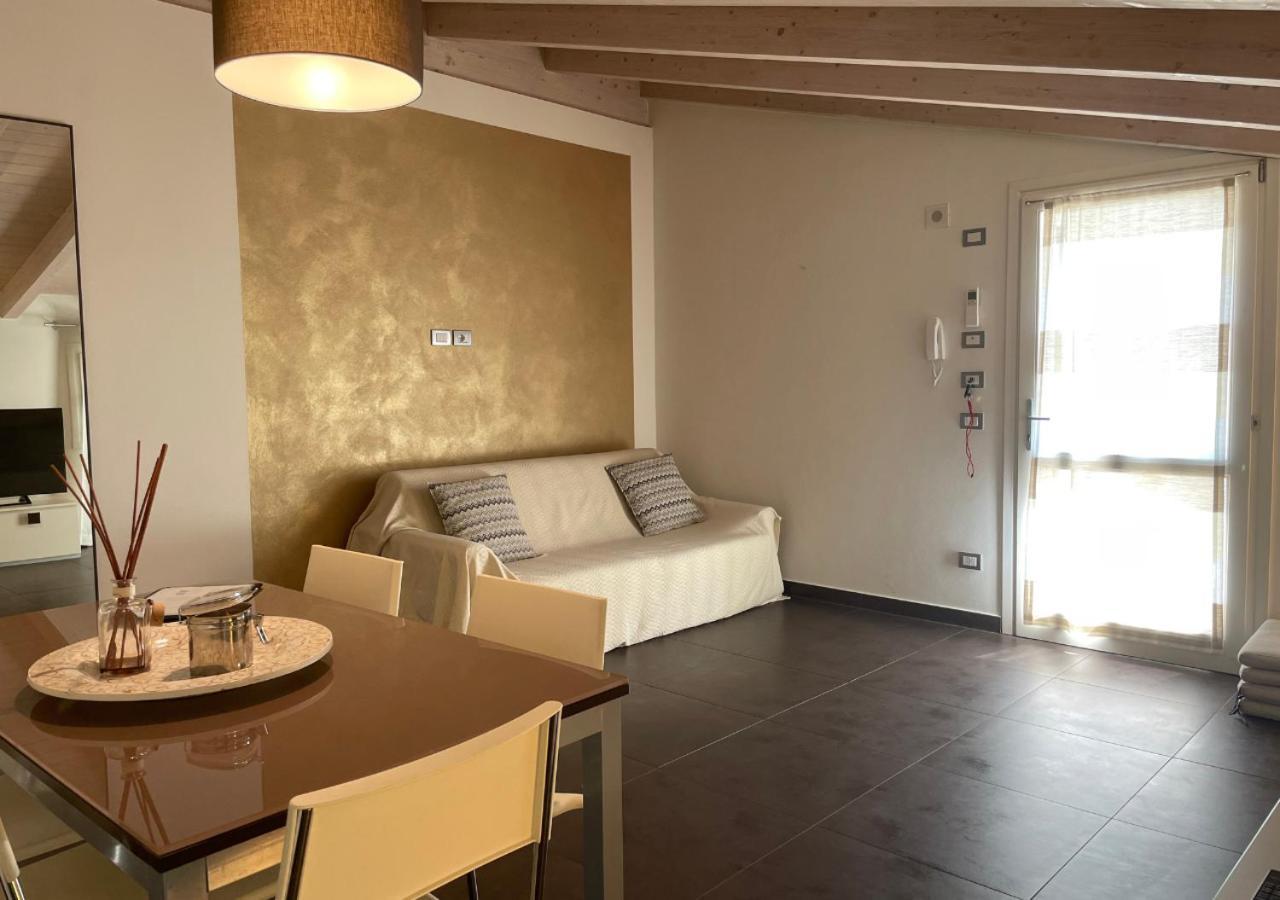 Residence Del Lago Десенцано дел Гарда Екстериор снимка
